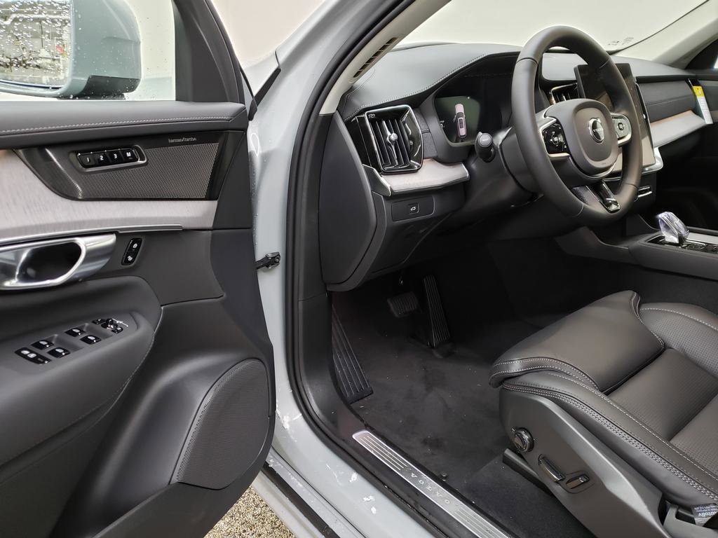 New 2026 Volvo XC90 B6 Ultra AWD/4WD image 6