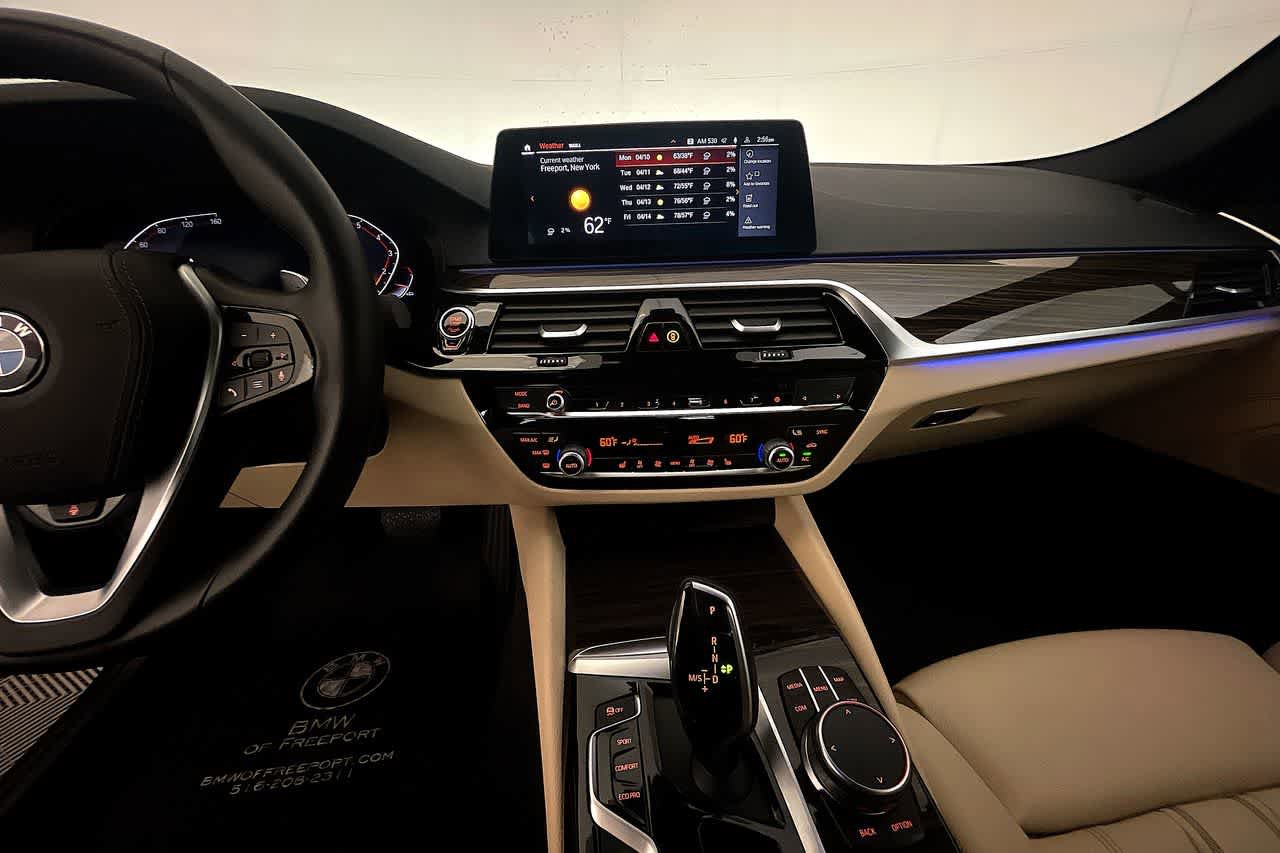 Used 2020 BMW 540i xDrive w/ Premium Package image 17