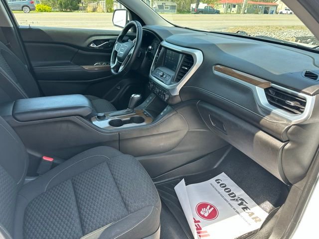 Used 2018 GMC Acadia SLE AWD/4WD image 16