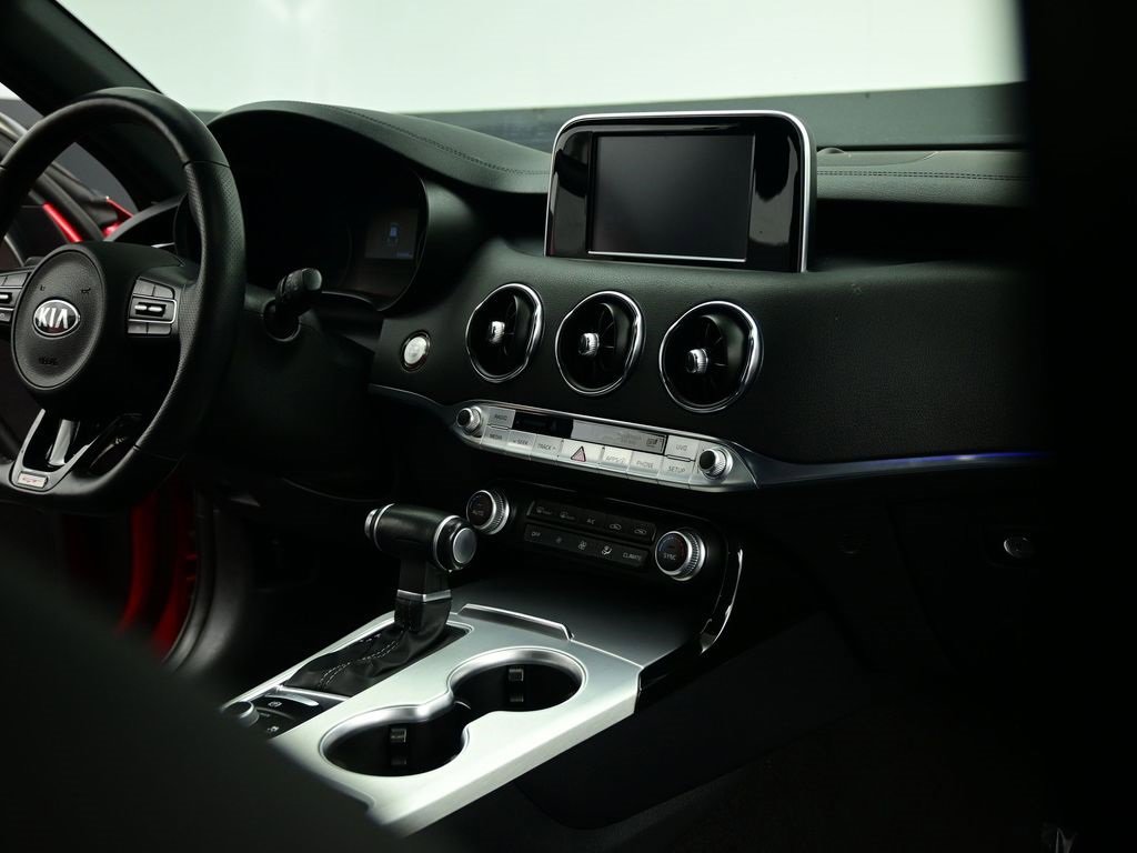 Certified 2019 Kia Stinger GT image 38