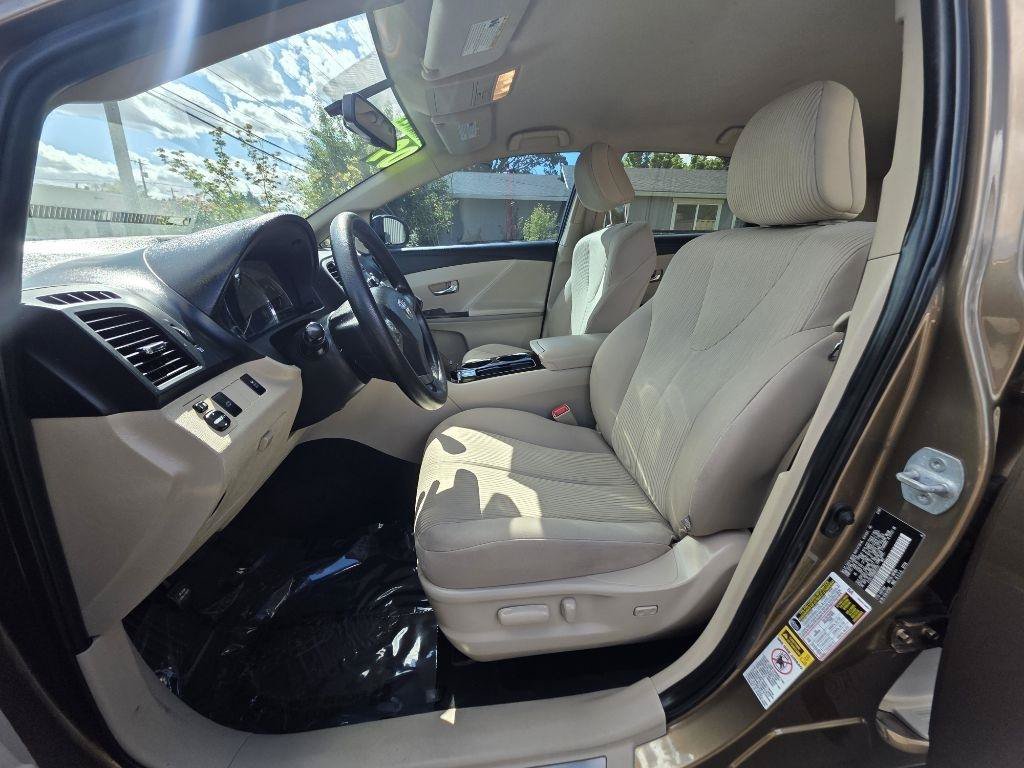 Used 2009 Toyota Venza FWD image 14
