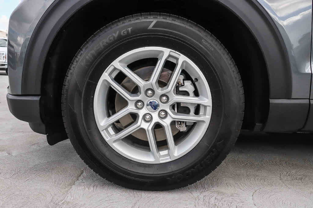 Used 2026 Ford Explorer Active w/ Active Comfort Package RWD image 11