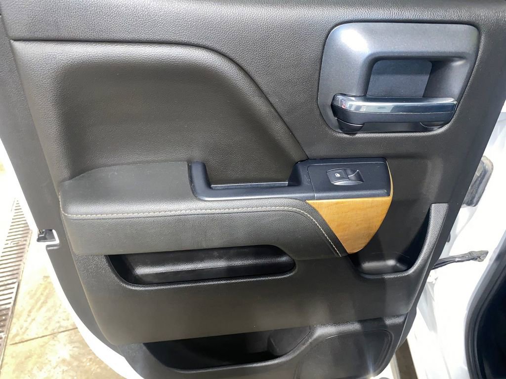 Used 2018 Chevrolet Silverado 1500 LTZ w/ Sport Package image 3