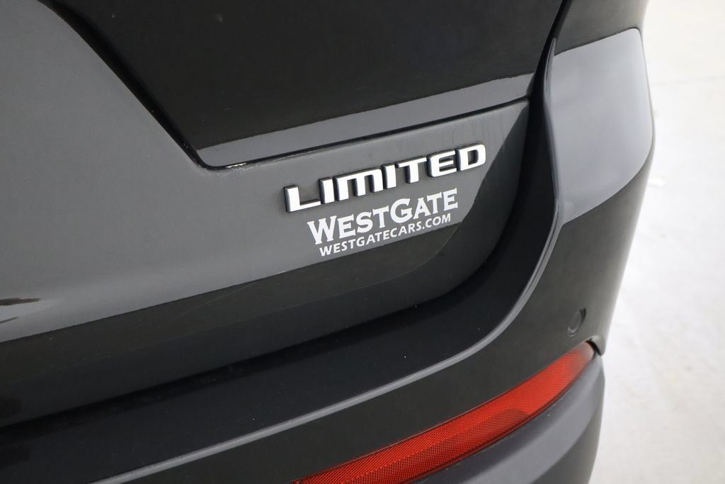 Used 2023 Jeep Grand Cherokee L Limited AWD/4WD image 47