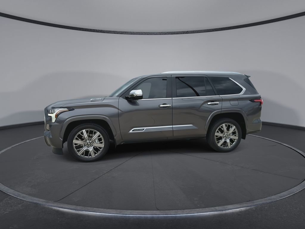 Used 2025 Toyota Sequoia Capstone image 5