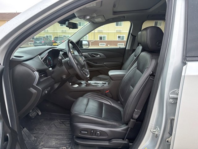 Used 2019 Chevrolet Traverse Premier w/ Redline Edition image 9