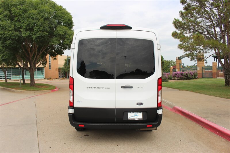 Used 2023 Ford Transit 350 XLT RWD image 4