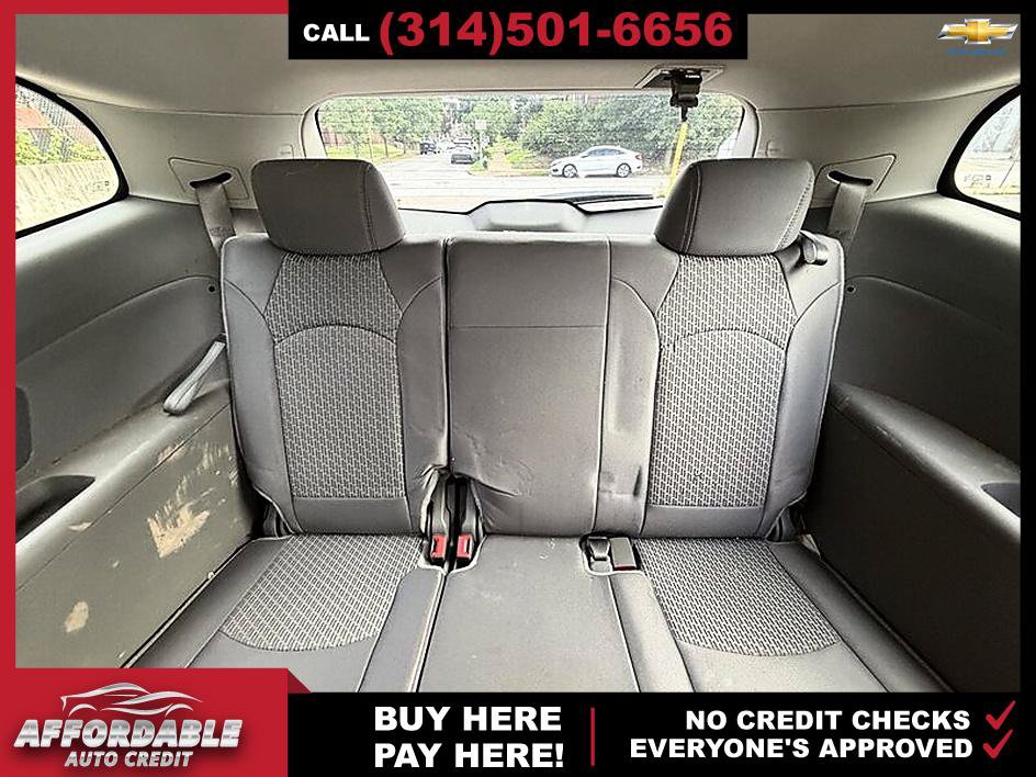 Used 2010 Chevrolet Traverse LT w/ Personal Connectivity Package FWD image 10
