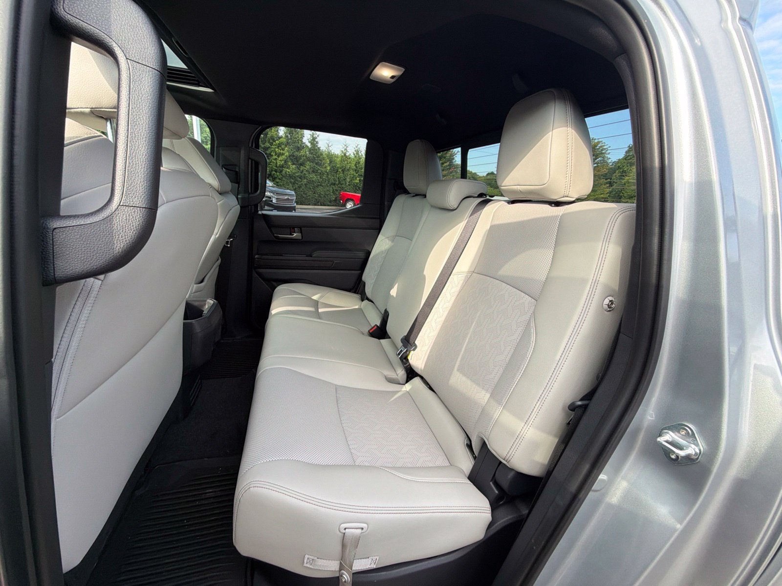 Used 2026 Toyota Tacoma Limited AWD/4WD image 28
