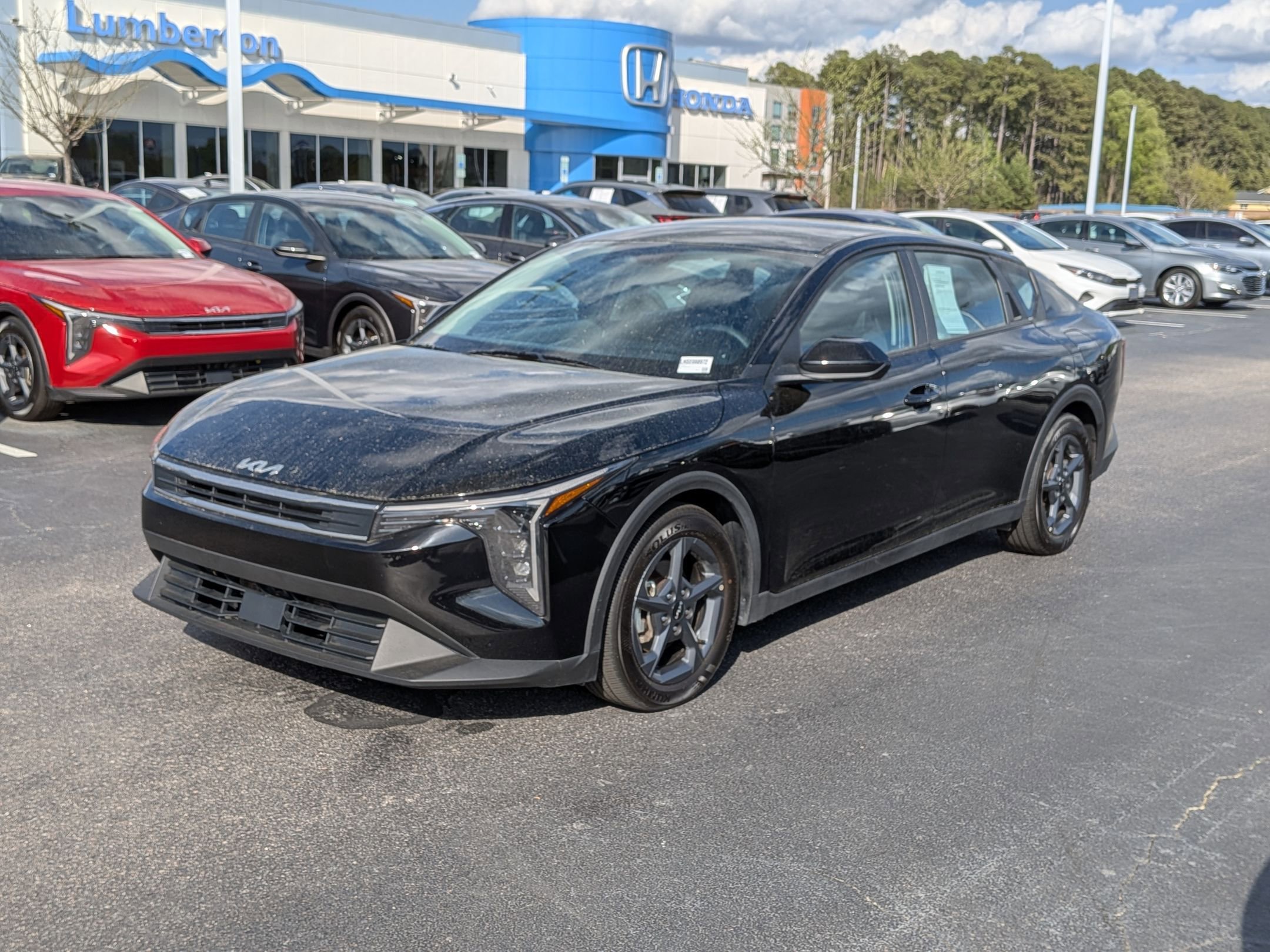 Used 2025 Kia K4 LXS image 7