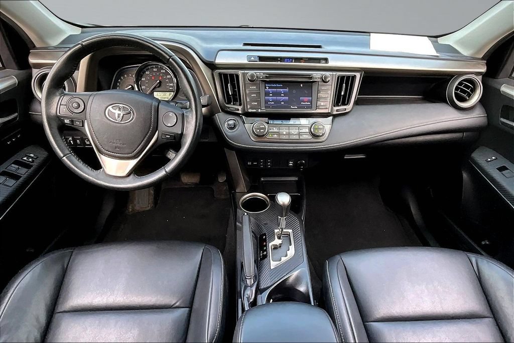 Used 2015 Toyota RAV4 Limited w/ Technology Package AWD/4WD image 7