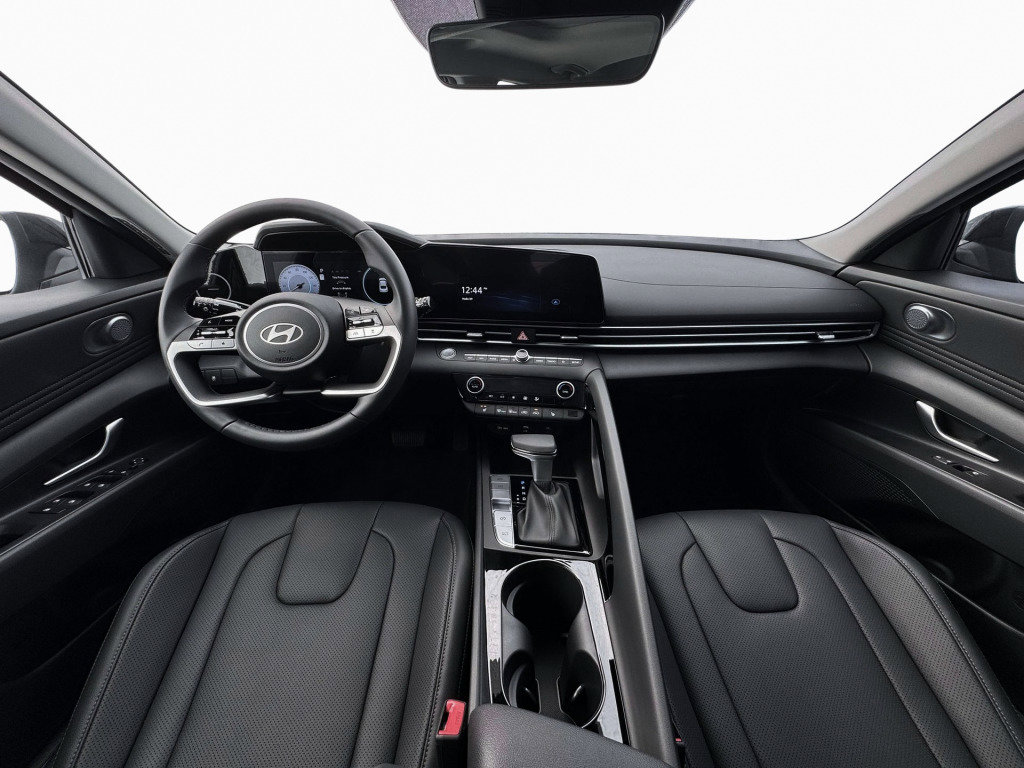 New 2026 Hyundai Elantra Limited FWD image 13