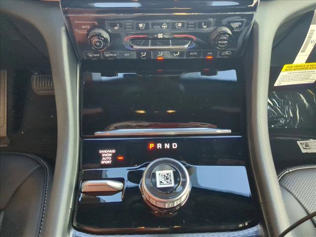 New 2025 Jeep Grand Cherokee Limited w/ Luxury Tech Group II image 12