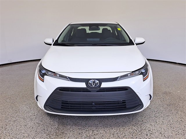 Used 2023 Toyota Corolla LE image 3