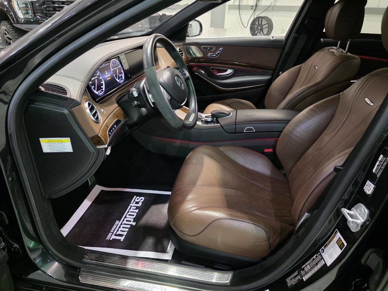 Used 2014 Mercedes-Benz S 63 AMG 4MATIC Sedan w/ Rear Seat Package image 66