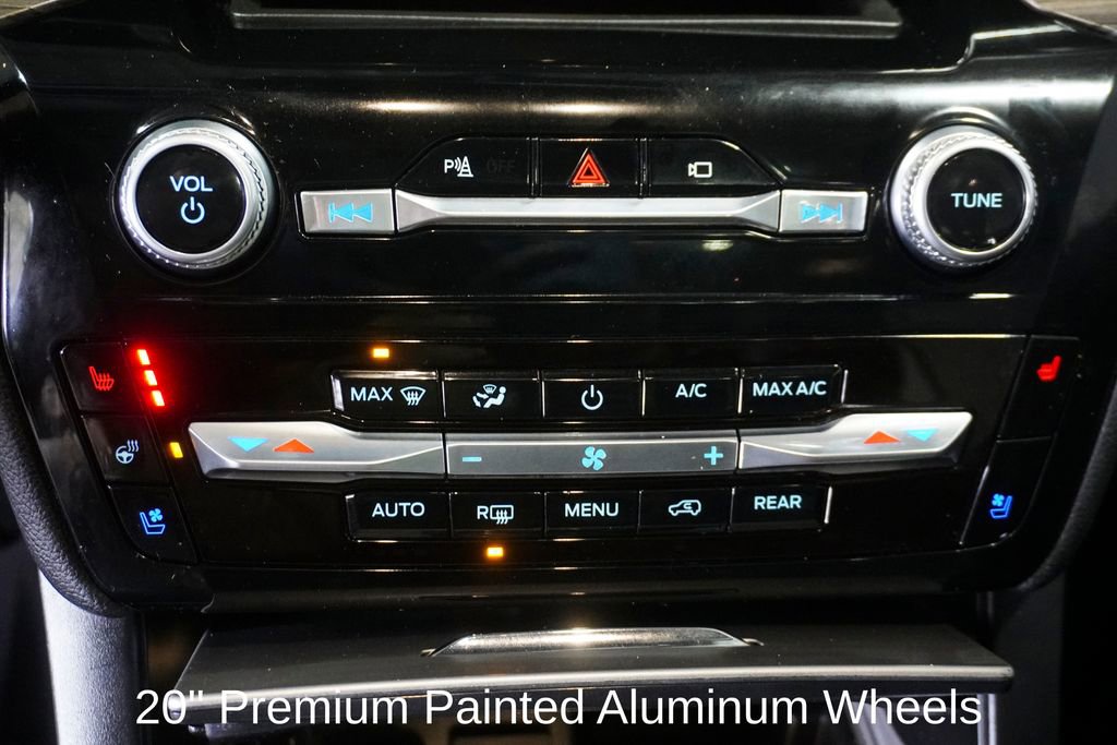 Used 2022 Ford Explorer Limited image 22