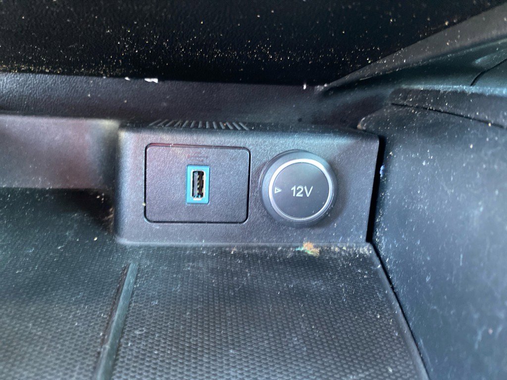 Used 2020 Ford Escape SE image 14