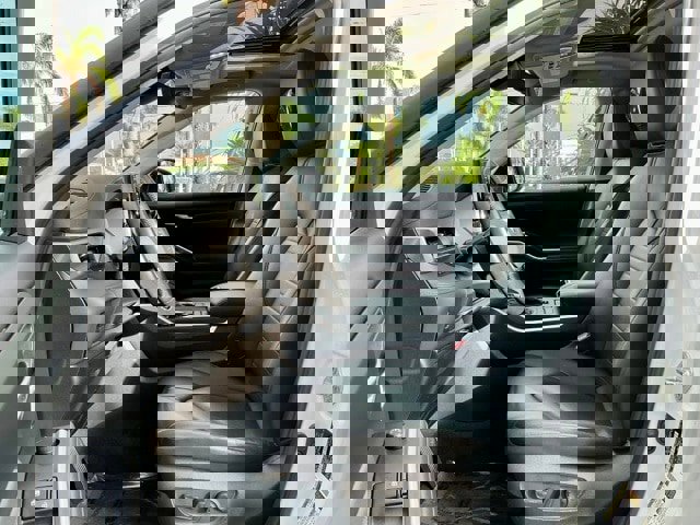 Used 2020 Toyota Highlander XLE image 8