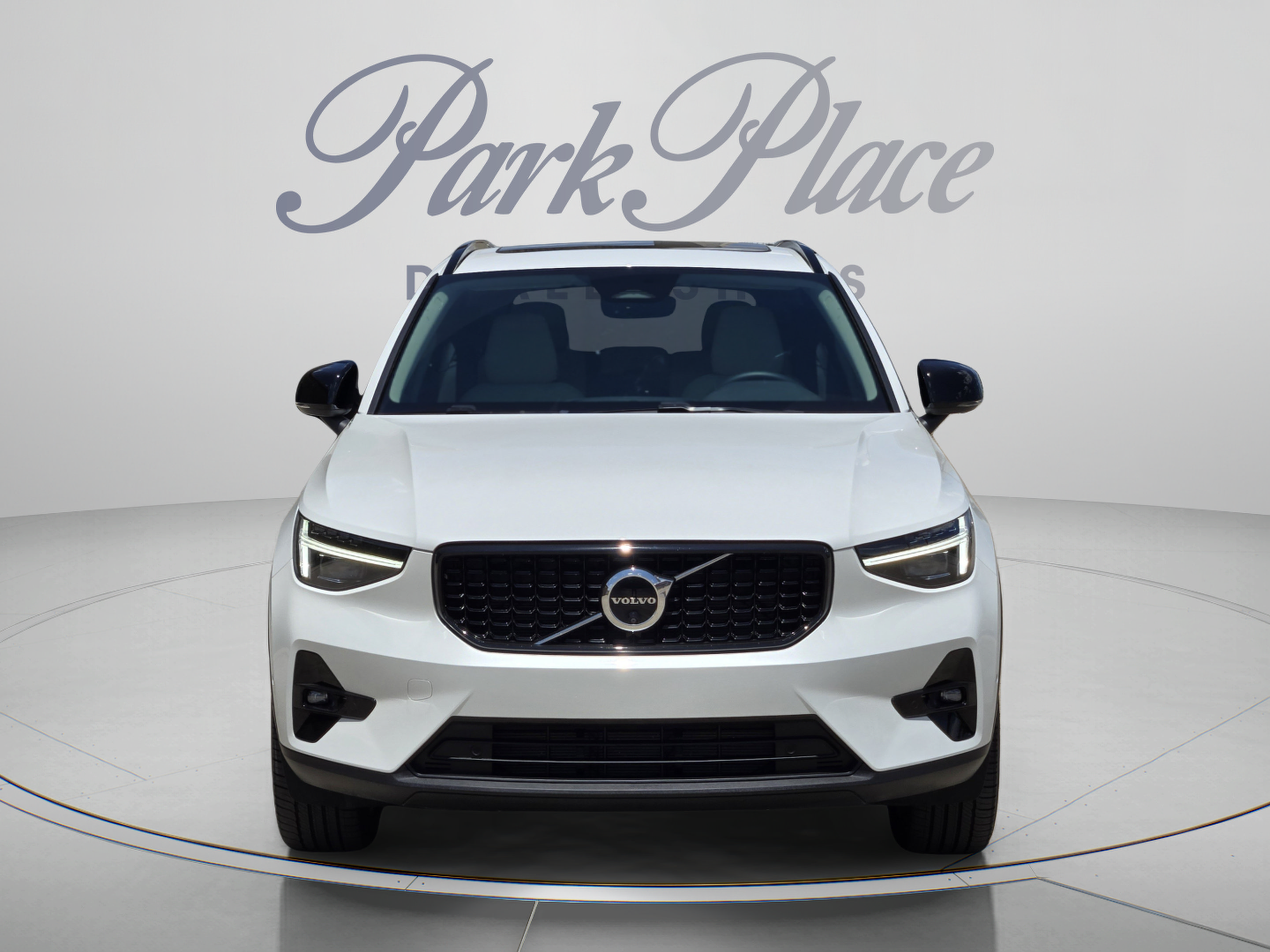 Used 2022 Volvo XC60 B5 Inscription w/ Advanced Package FWD image 9