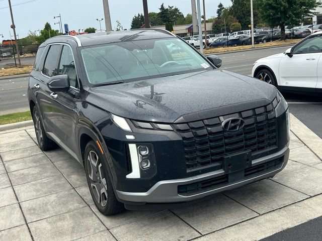 Used 2023 Hyundai Palisade Limited AWD/4WD image 5