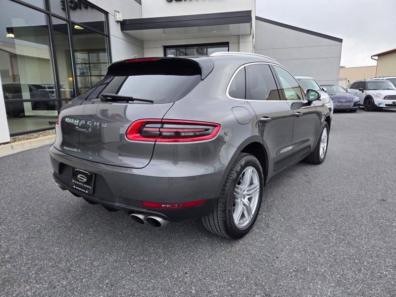 Used 2016 Porsche Macan S image 3