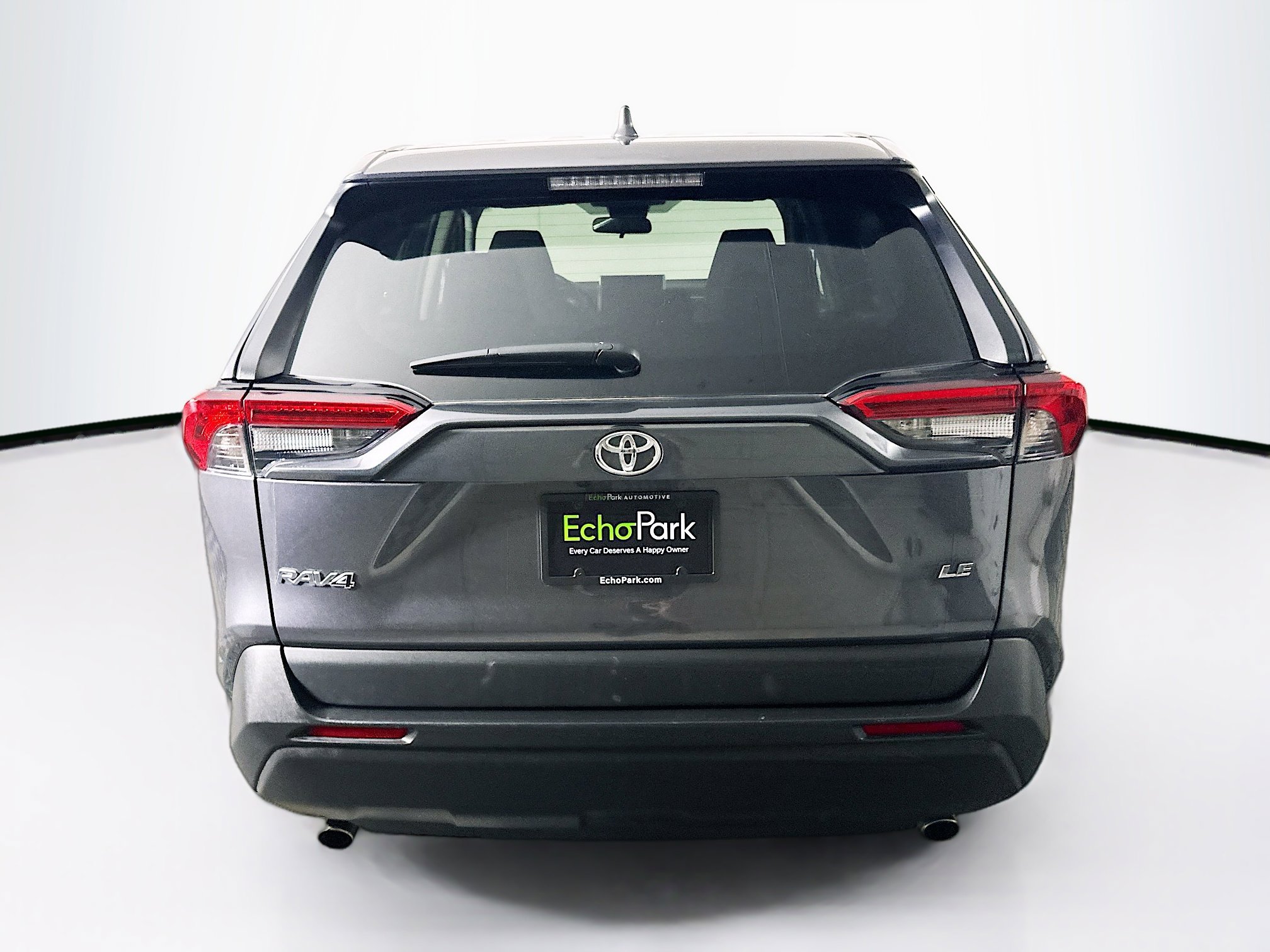 Used 2025 Toyota RAV4 LE image 7