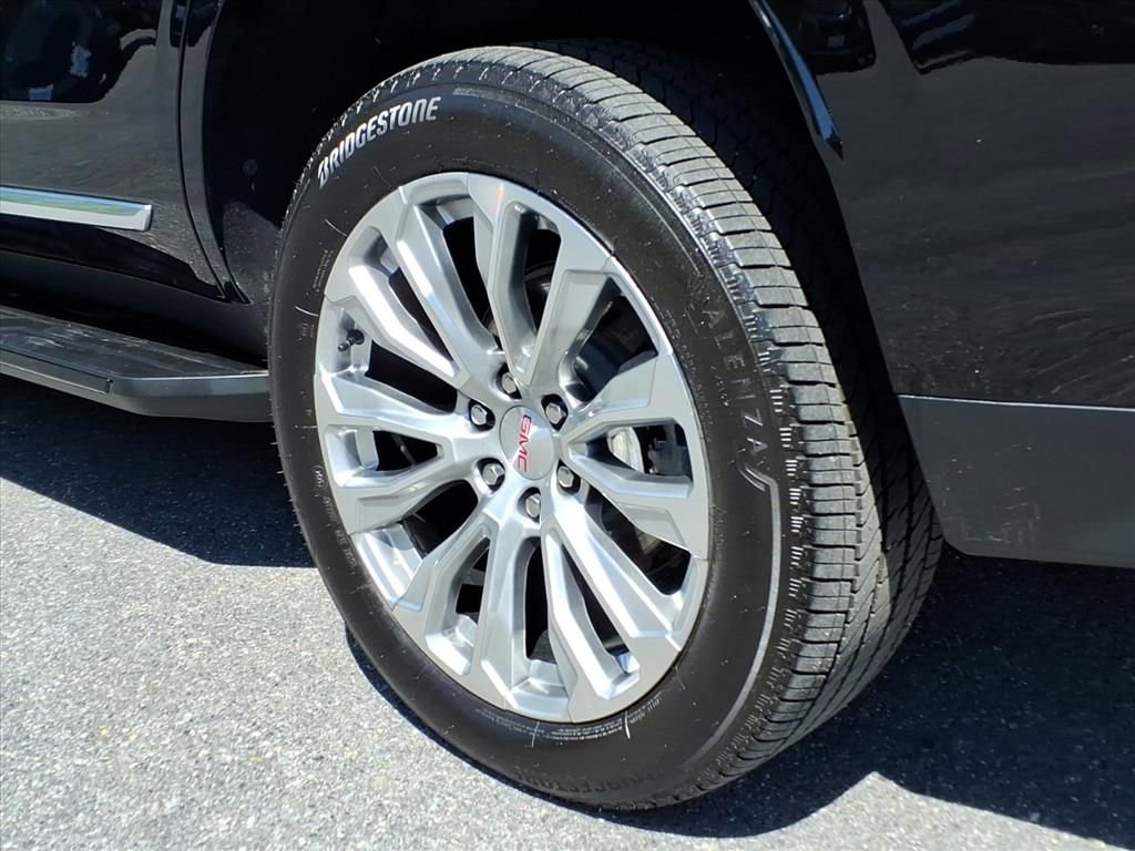 Certified 2024 GMC Yukon Denali AWD/4WD image 8