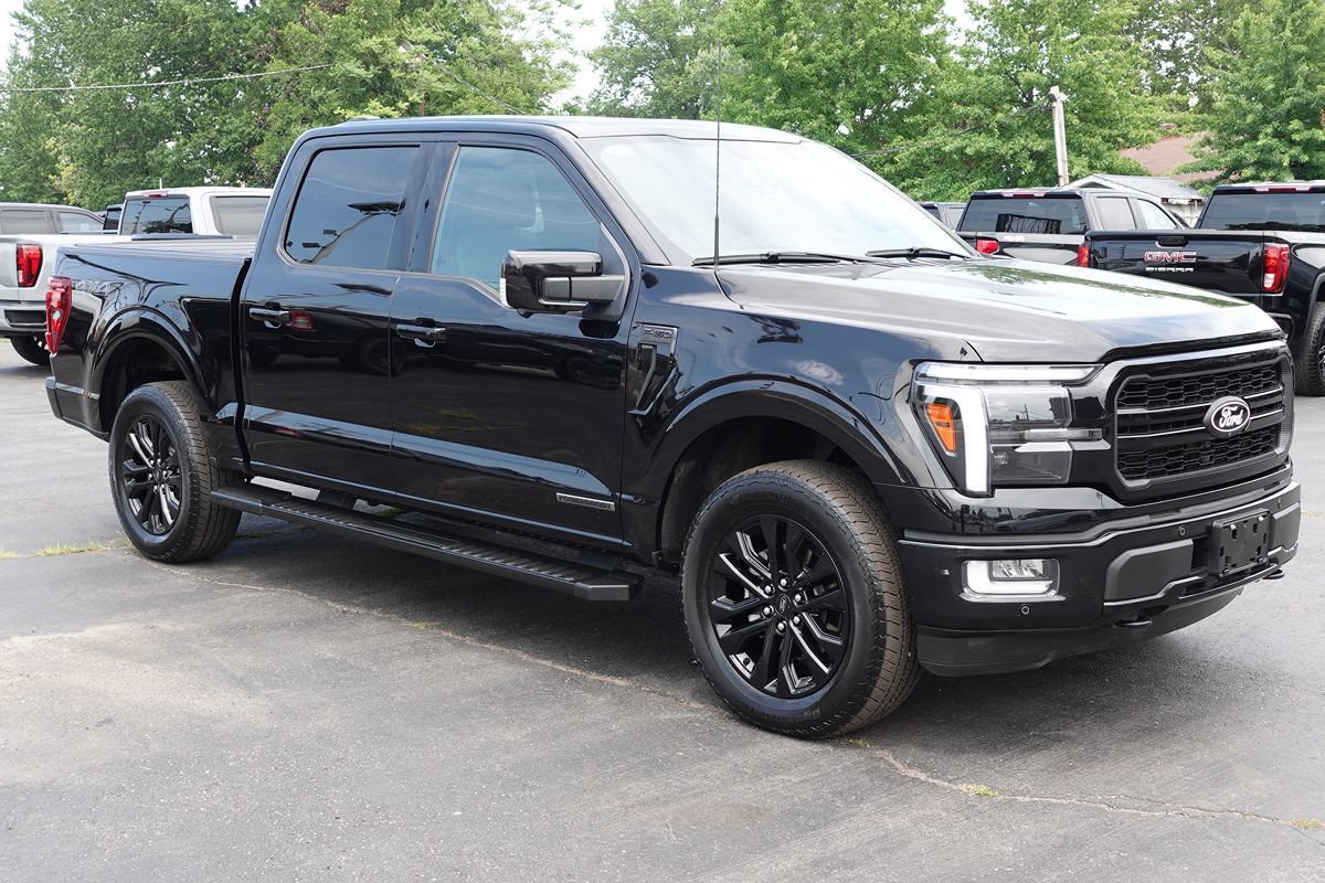 Used 2024 Ford F150 Lariat w/ Equipment Group 502A High AWD/4WD image 4