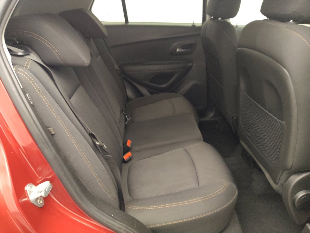 Used 2020 Chevrolet Trax LT image 19