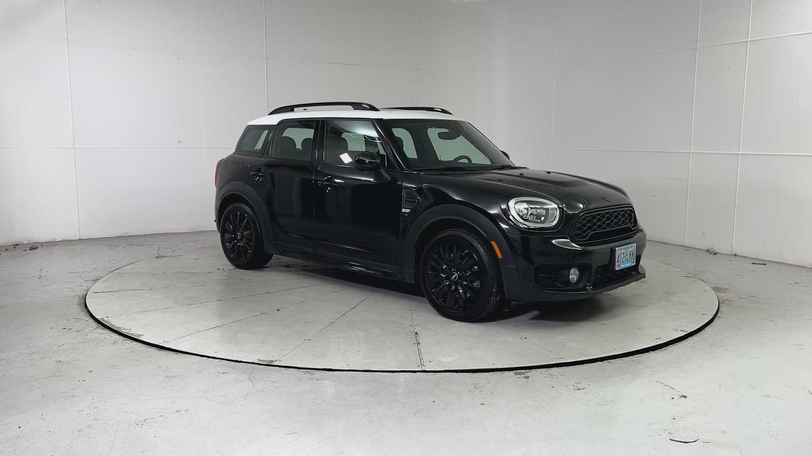 Used 2019 MINI Cooper Countryman S w/ Yin Yang Edition image 8