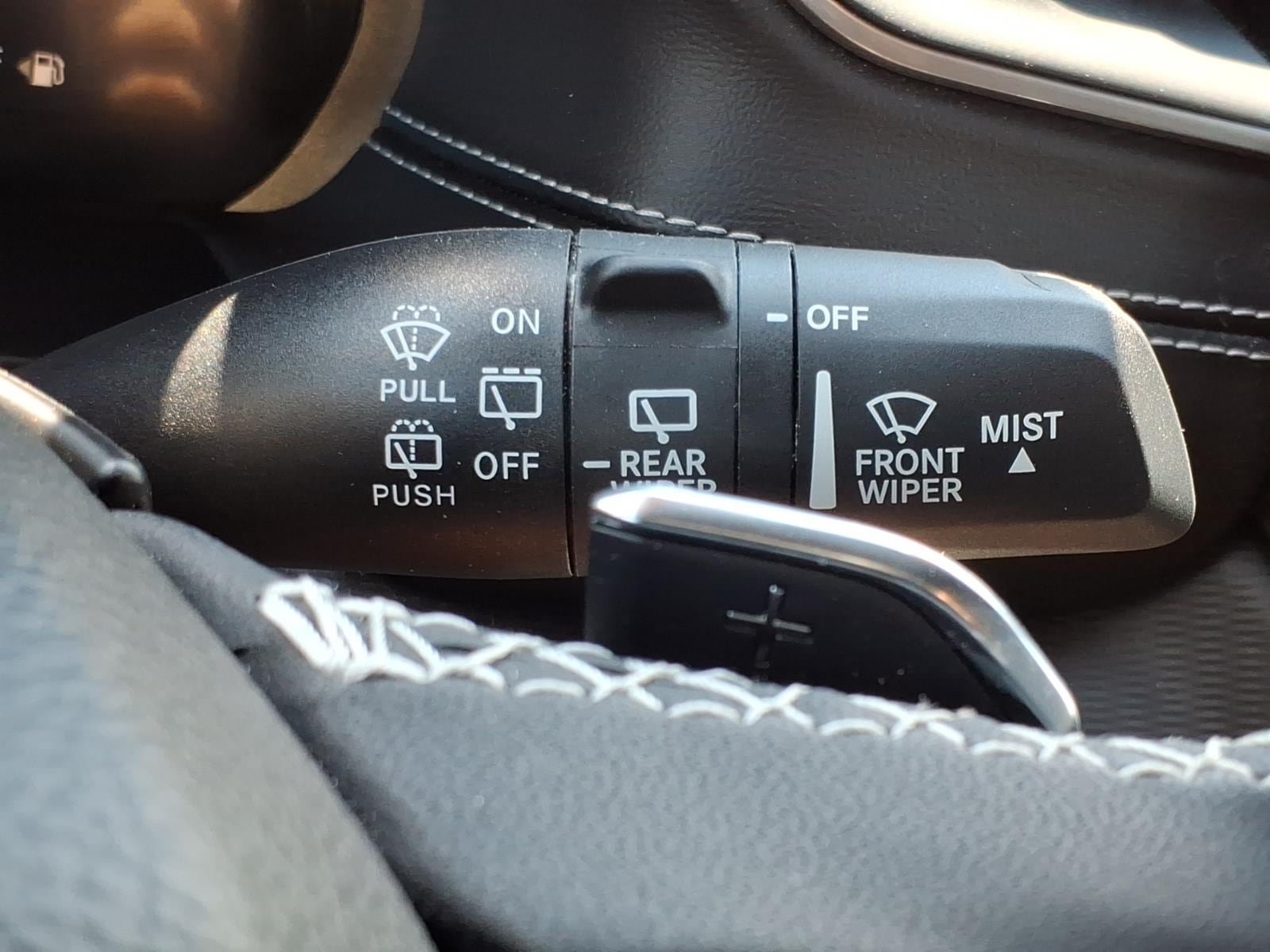 Used 2024 Jeep Grand Cherokee L Laredo AWD/4WD image 19