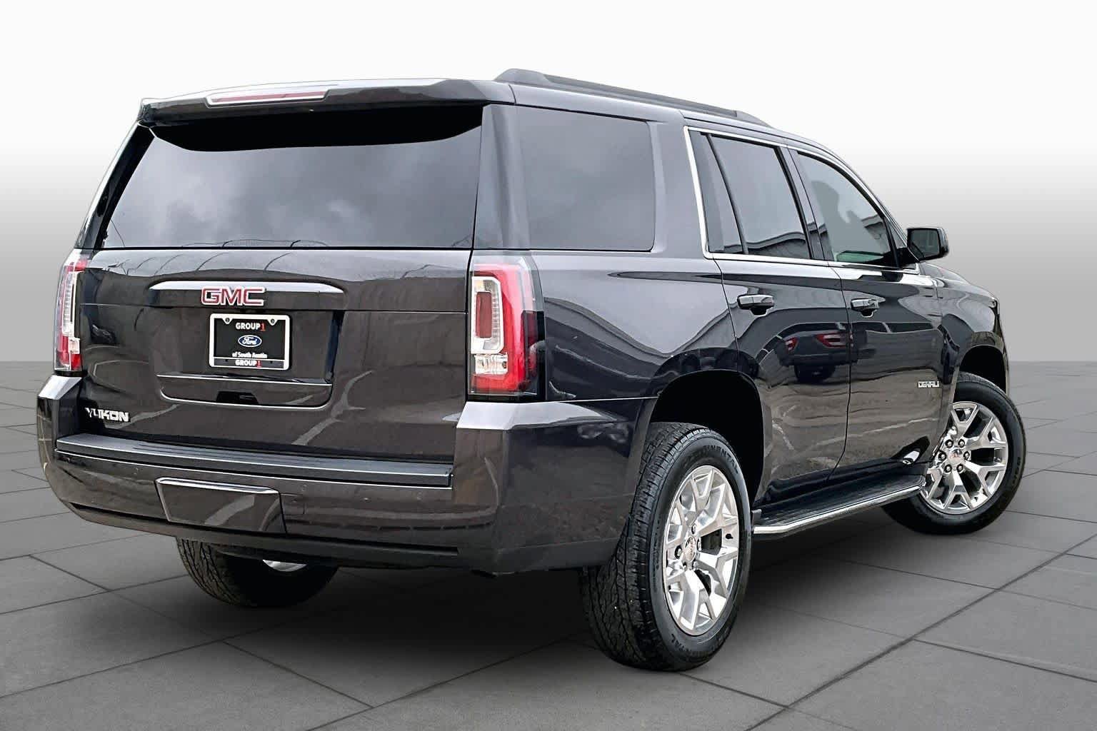 Used 2015 GMC Yukon SLE w/ Convenience Package RWD image 13