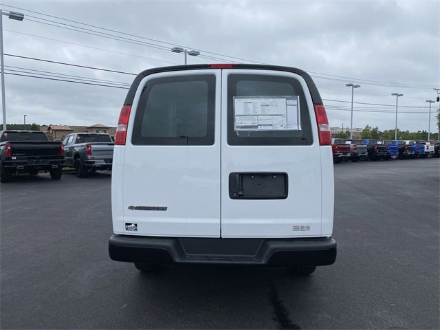 New 2025 Chevrolet Express 2500 w/ Driver Convenience Package image 7