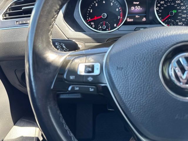 Used 2019 Volkswagen Tiguan SE w/ Panoramic Sunroof Package AWD/4WD image 17