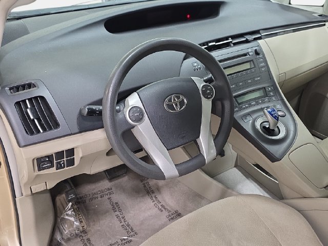 Used 2010 Toyota Prius Two FWD image 16