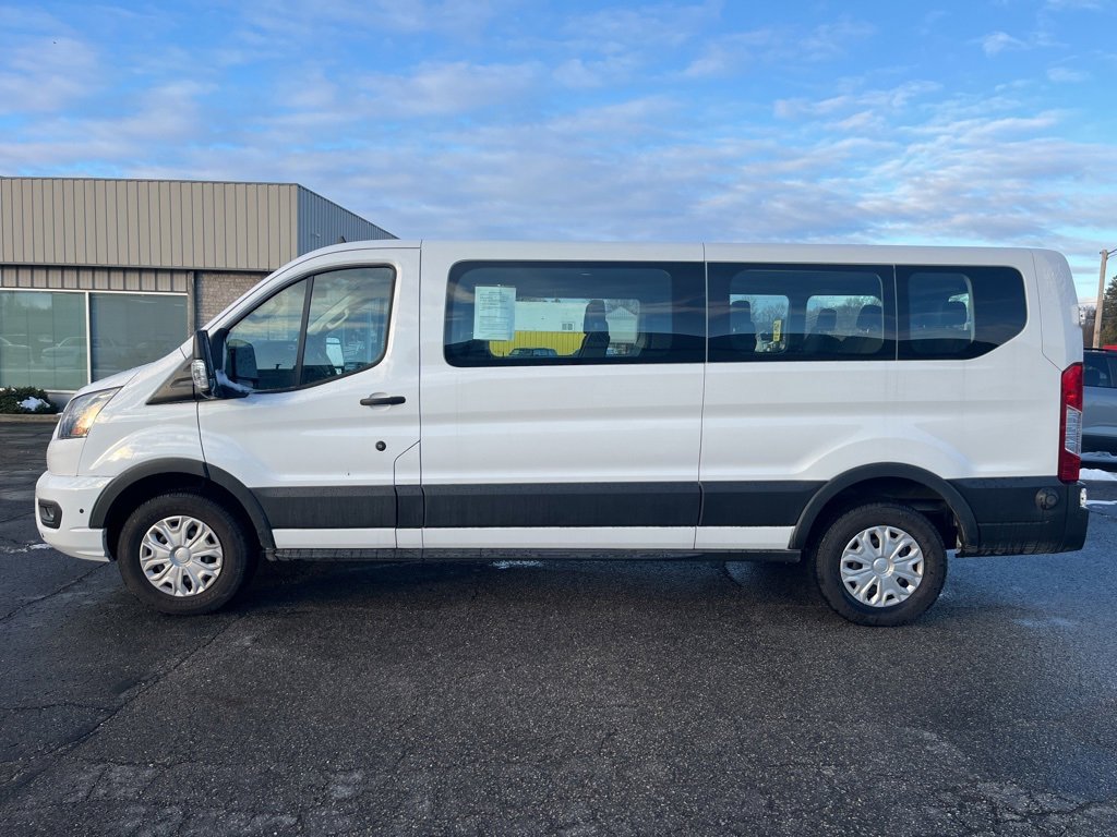 Used 2024 Ford Transit 350 XLT image 2