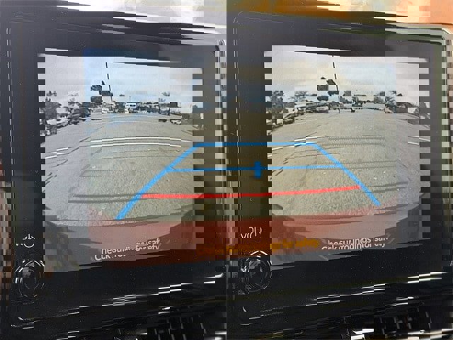 Used 2025 Toyota Corolla SE image 18