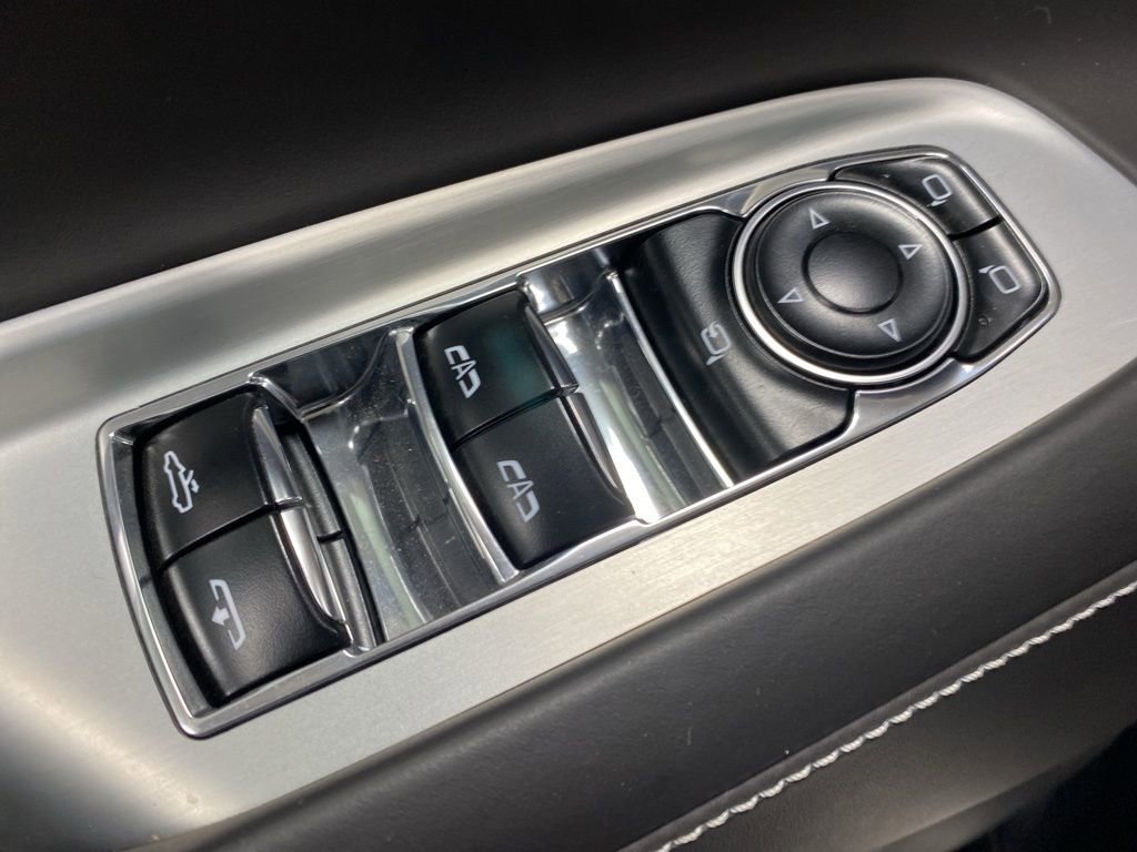 Certified 2022 Chevrolet Corvette Stingray Premium Conv w/ Z51 Performance Package RWD image 23