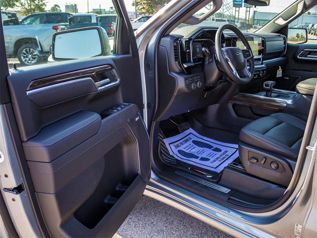 New 2026 Chevrolet Silverado 1500 RST w/ RST All Star Premium Package image 27