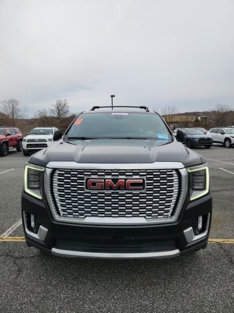 Used 2021 GMC Yukon Denali image 2