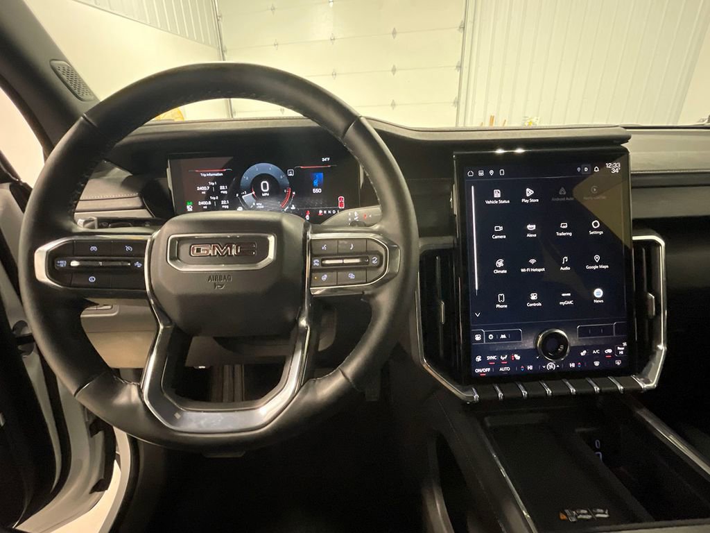 Used 2025 GMC Acadia Elevation image 38