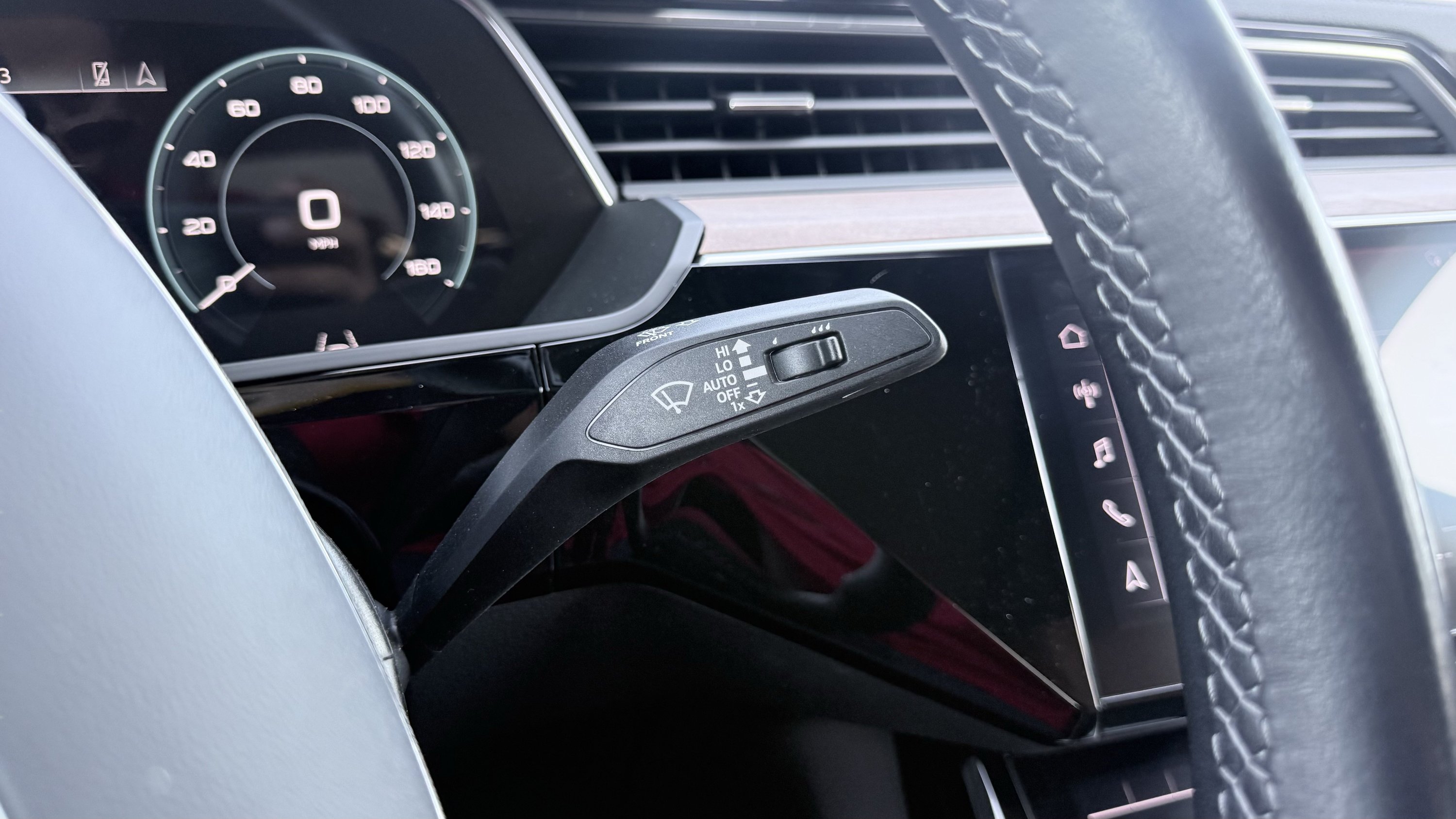 Used 2024 Audi Q8 e-tron Premium Plus w/ Premium Plus Package AWD/4WD image 73