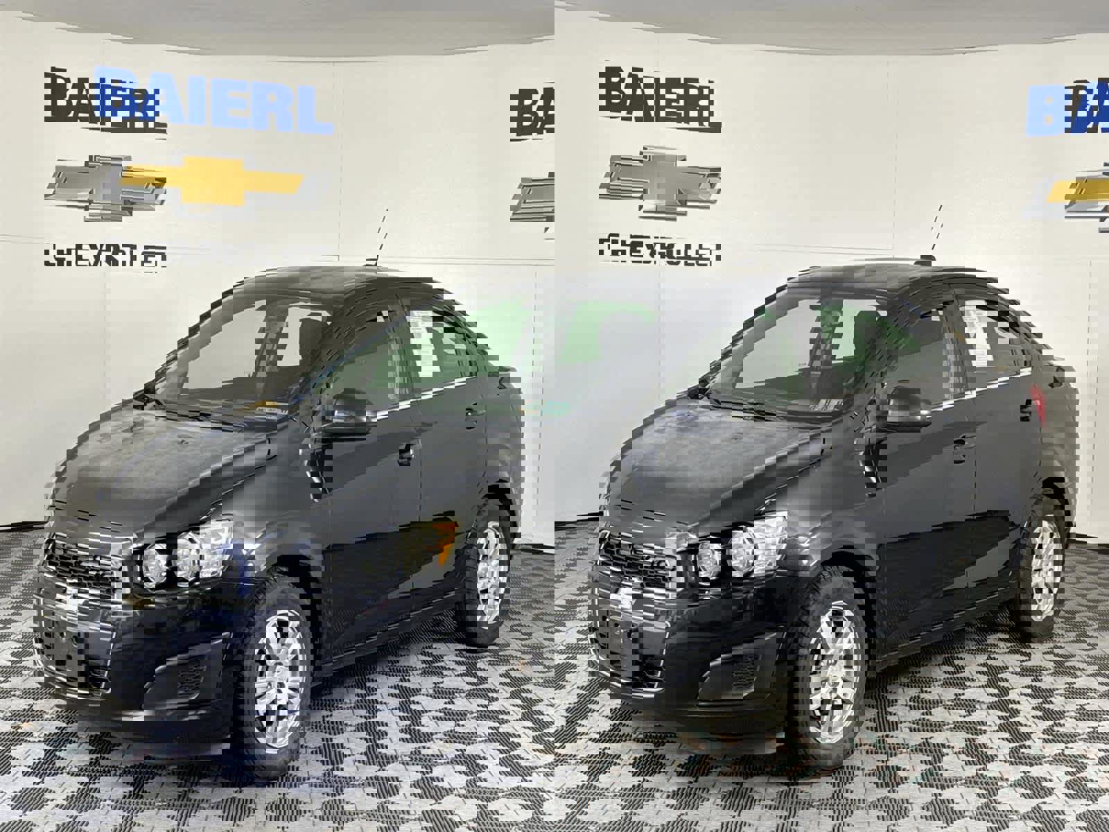 Used 2015 Chevrolet Sonic LT image 1