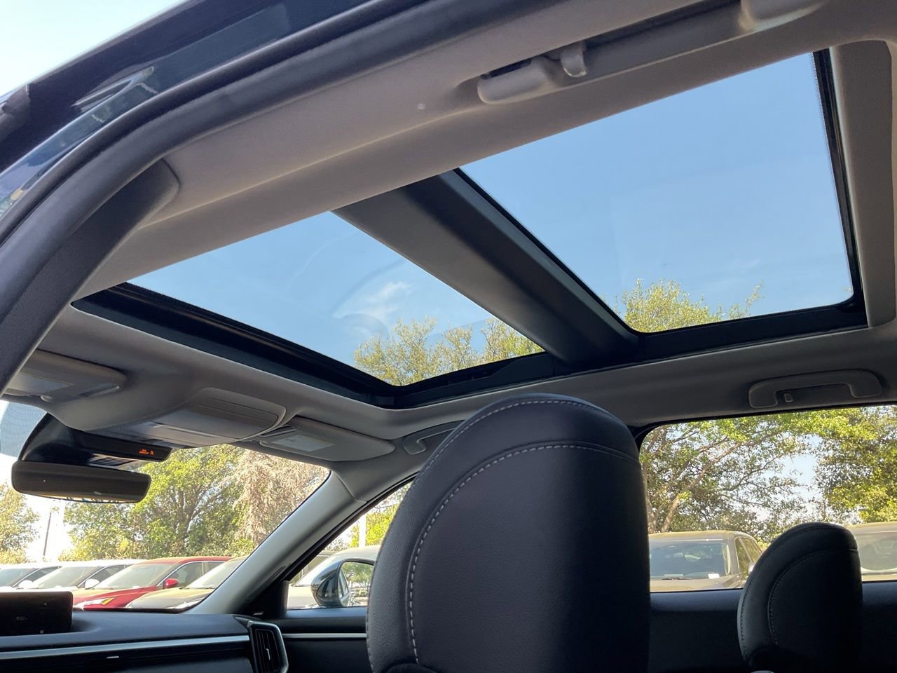 Used 2025 MAZDA CX-50 AWD 2.5 S w/ Premium Package image 21