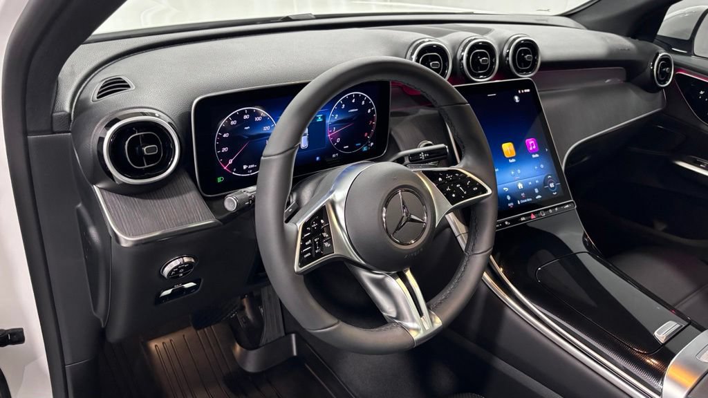 Certified 2025 Mercedes-Benz GLC 300 4MATIC image 10