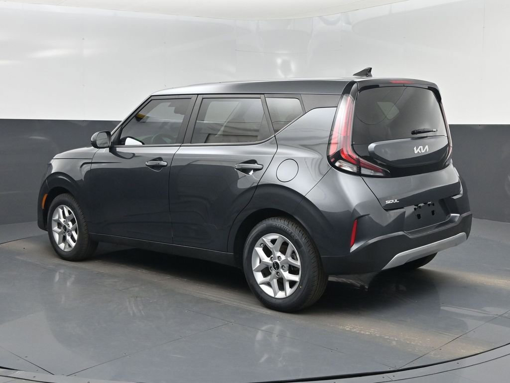 Used 2024 Kia Soul S image 4