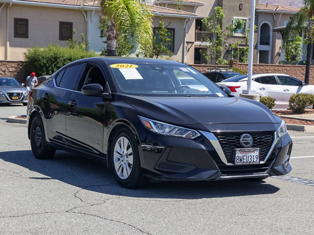 Used 2021 Nissan Sentra S FWD image 2