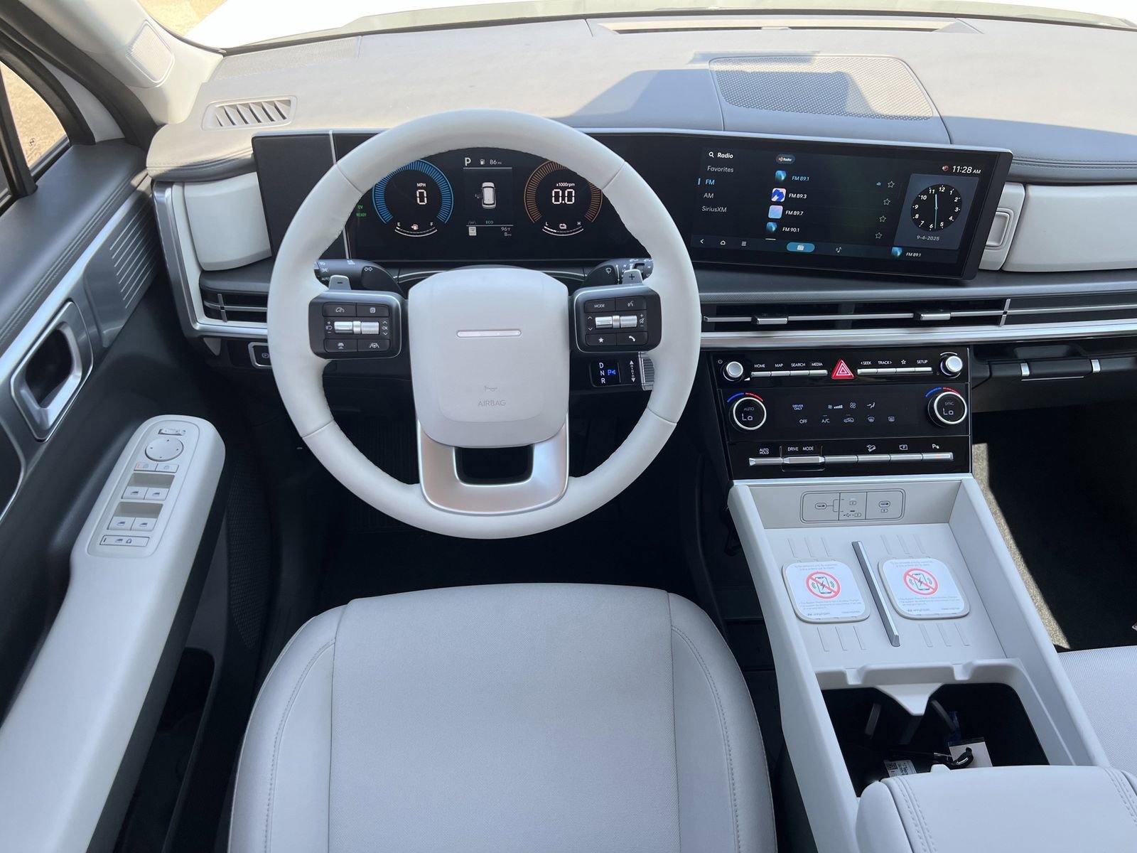 New 2026 Hyundai Santa Fe SE image 11