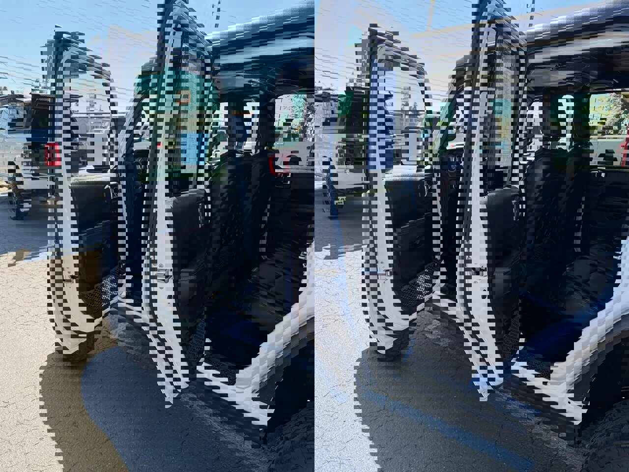 Used 2021 Jeep Wrangler Unlimited Rubicon image 14