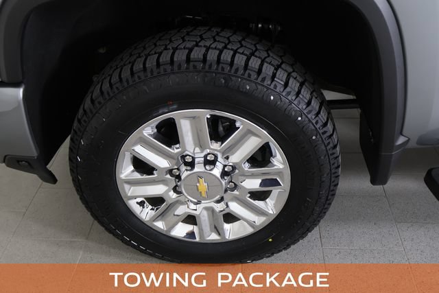 Used 2024 Chevrolet Silverado 2500 High Country w/ Technology Package AWD/4WD image 15